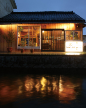 ランチにも、深夜にも、出雲のcafeレストラン LinQ Takasegawa は営業しています。